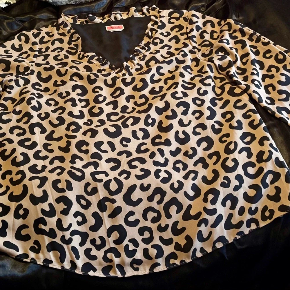 Kate Spade Tan Leopard Print long sleeve Blouse - Picture 3 of 15